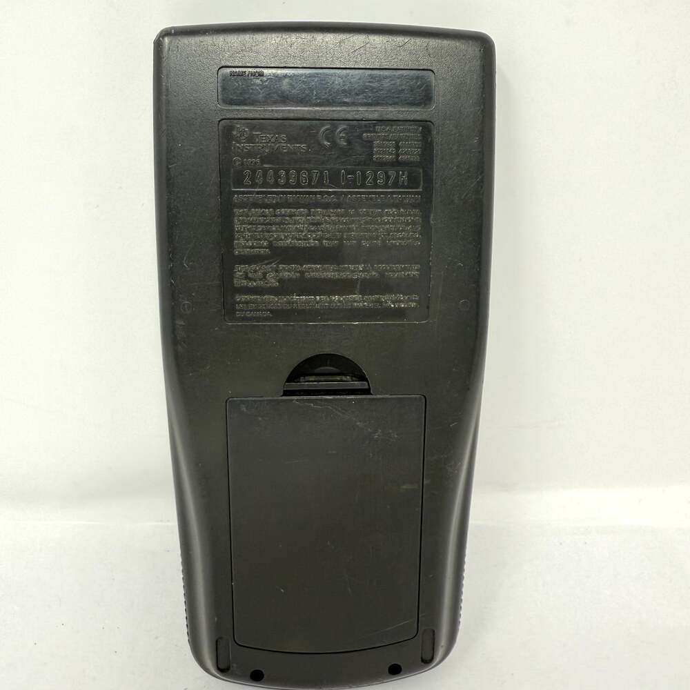 TI-83 Graphing Calculator Texas Instruments Tested Working Algebra Math School - Picture 2 of 6